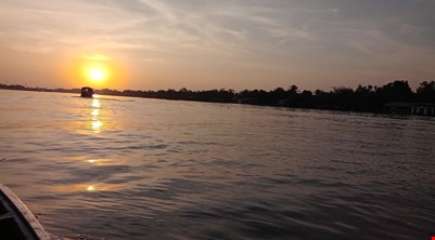 FLOATING MARKET & FRUIT GARDEN & CYCLING