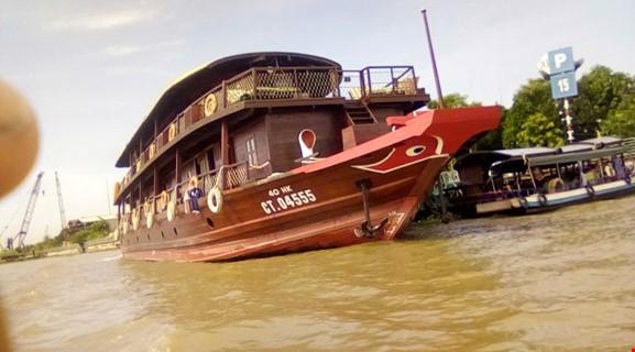 MEKONG CRUISE TOUR