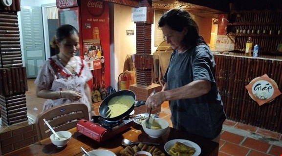 FAMILY COOKING CLASS